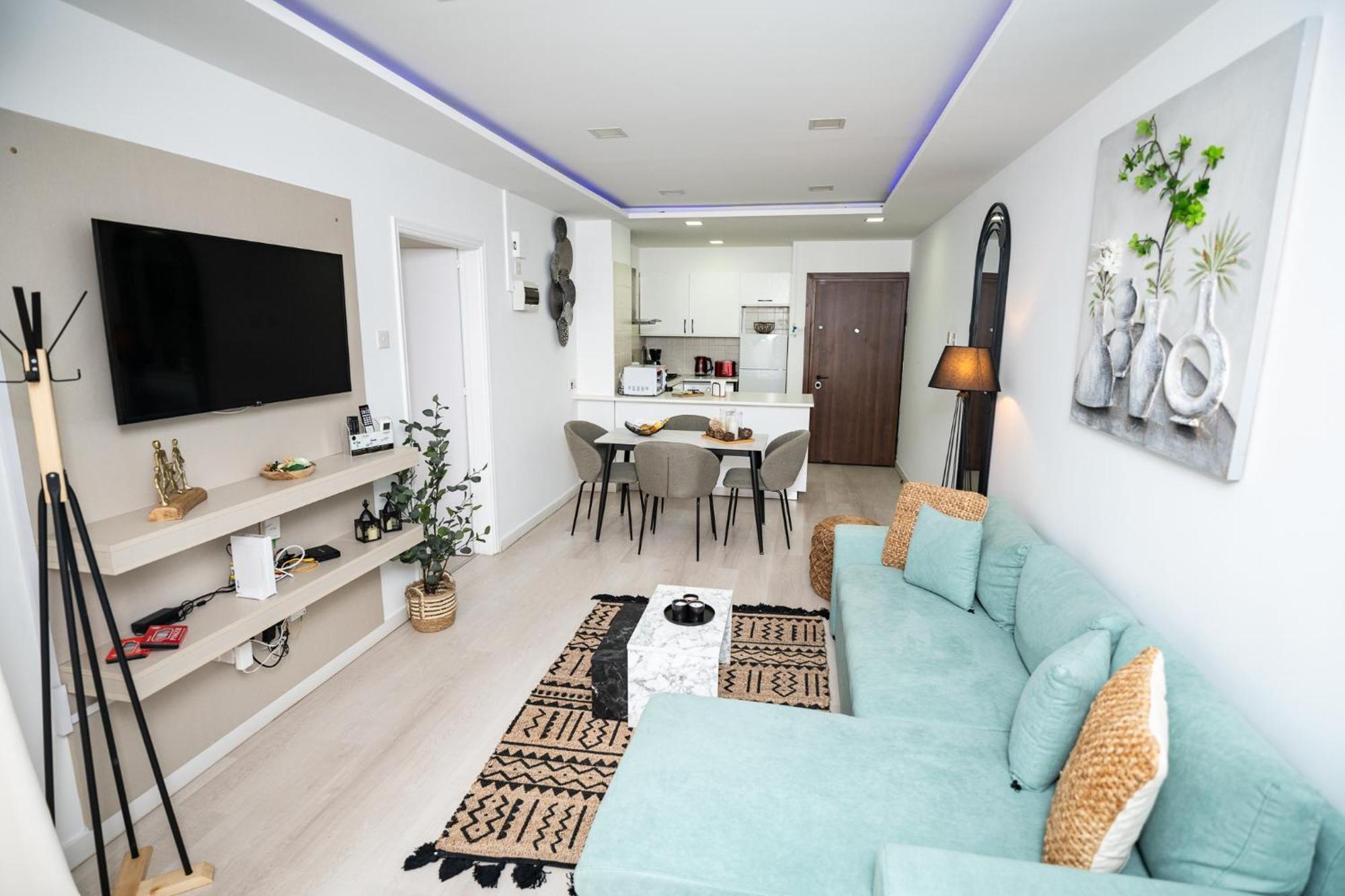 Lazuli Beach & Pool Apartment 501 Larnaca Luaran gambar