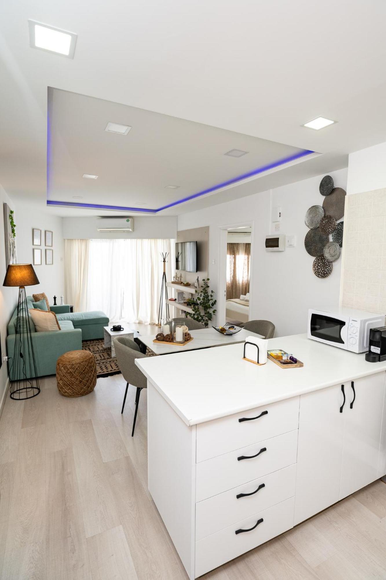 Lazuli Beach & Pool Apartment 501 Larnaca Luaran gambar