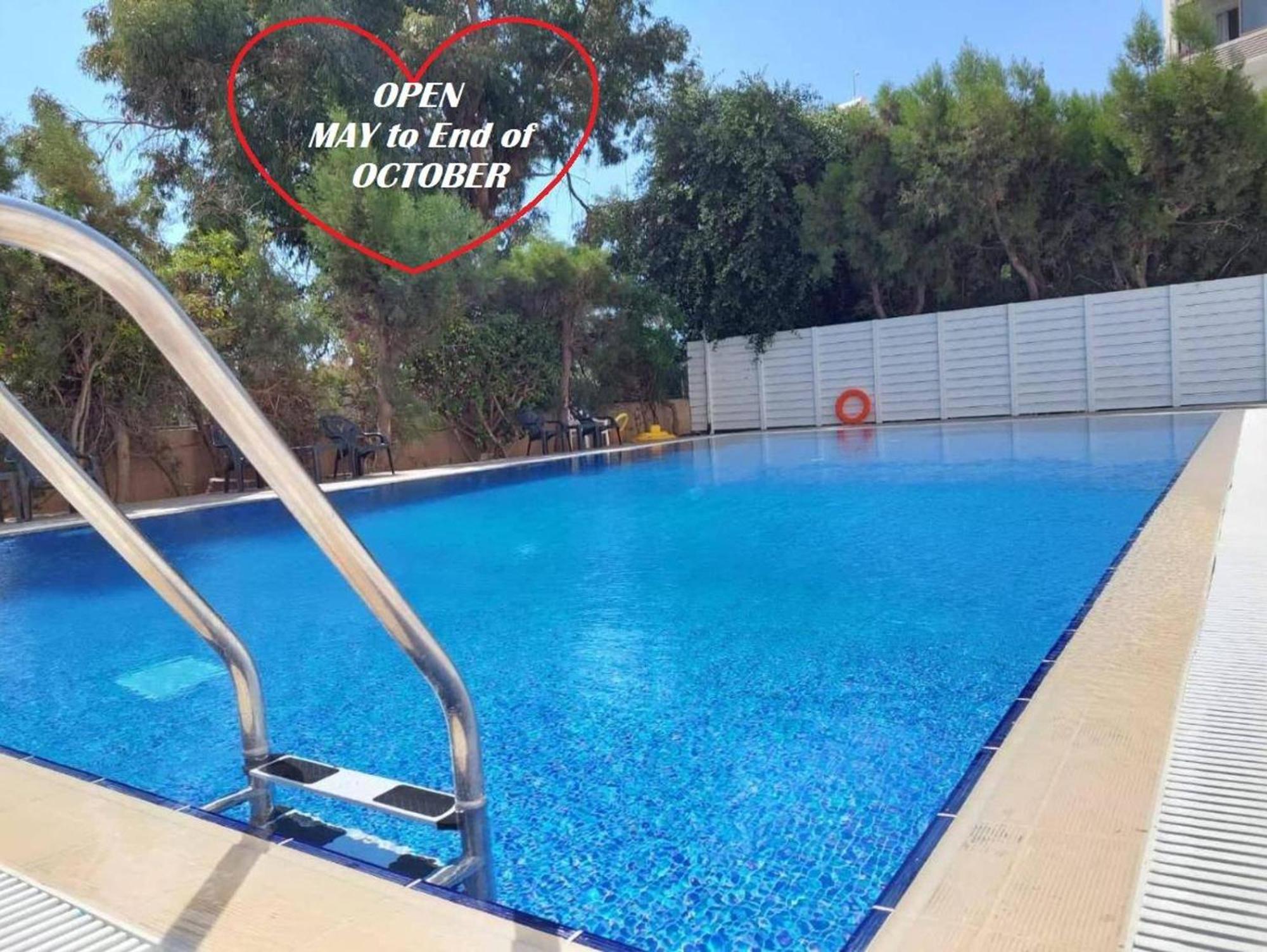Lazuli Beach & Pool Apartment 501 Larnaca Luaran gambar