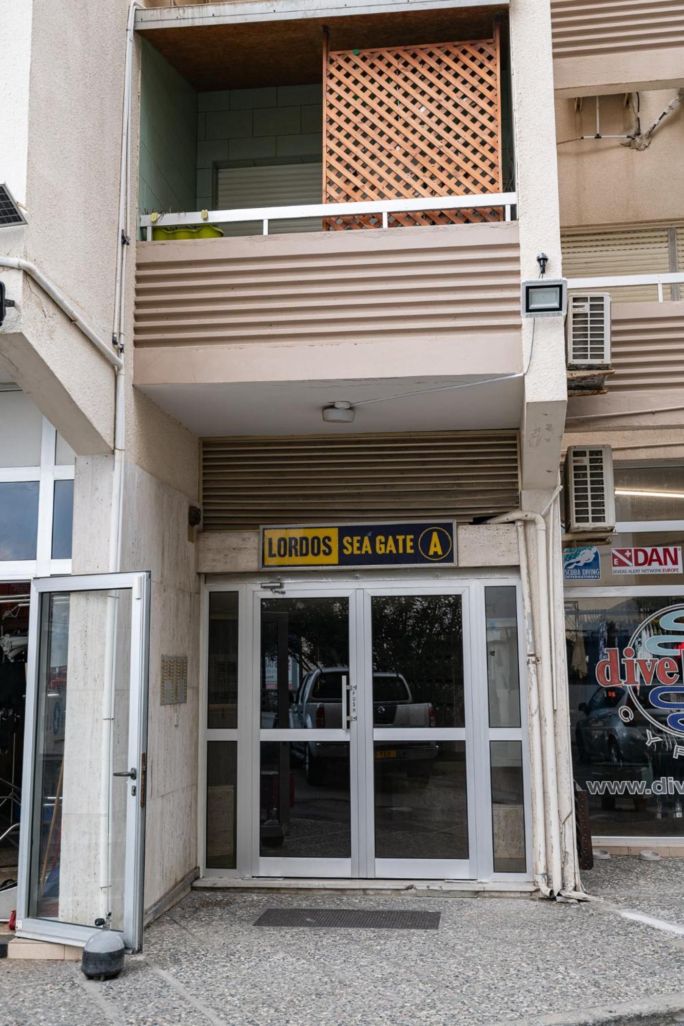 Lazuli Beach & Pool Apartment 501 Larnaca Luaran gambar